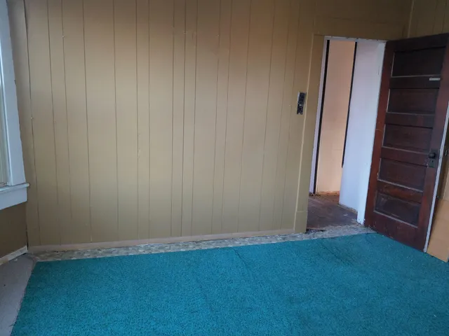 $29,900 | 924 East Ave A, Hutchinson, KS 67501