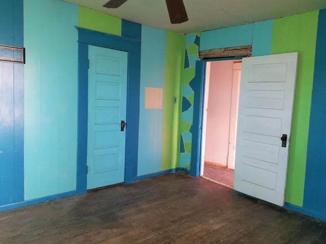 $29,900 | 924 East Ave A, Hutchinson, KS 67501