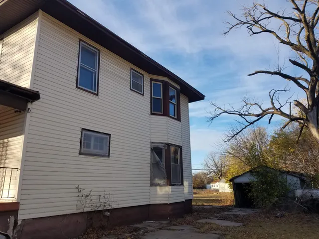 $29,900 | 924 East Ave A, Hutchinson, KS 67501