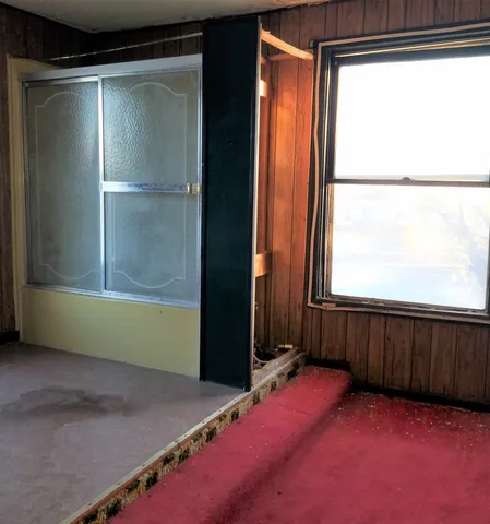 $29,900 | 924 East Ave A, Hutchinson, KS 67501