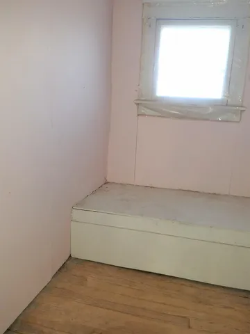 $29,900 | 924 East Ave A, Hutchinson, KS 67501