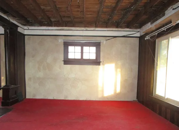 $29,900 | 924 East Ave A, Hutchinson, KS 67501