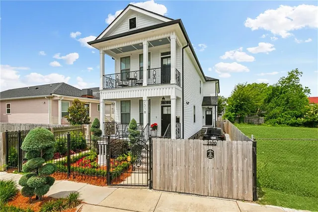 $3,200 | 2320 Delachaise Street, New Orleans, LA 70115