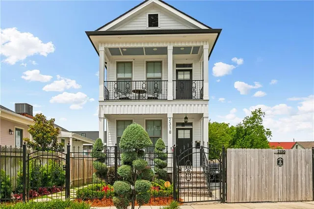 $3,200 | 2320 Delachaise Street, New Orleans, LA 70115