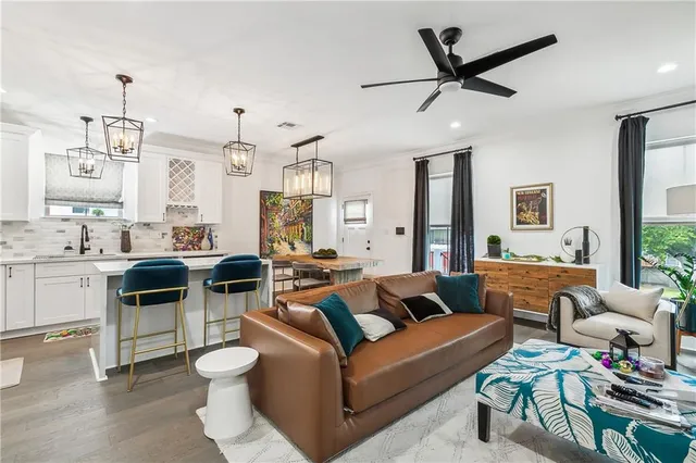 $3,200 | 2320 Delachaise Street, New Orleans, LA 70115