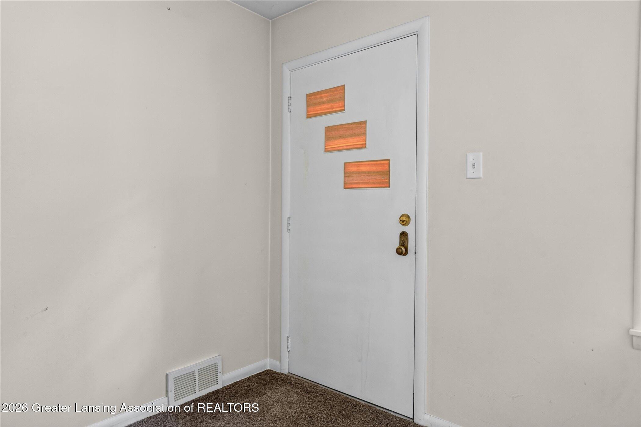 12419 East Greenfield Road Lansing, MI 48917 - Photo 8 of 46 08-12419-E-Greenfield-Rd-Lansing-WindowS