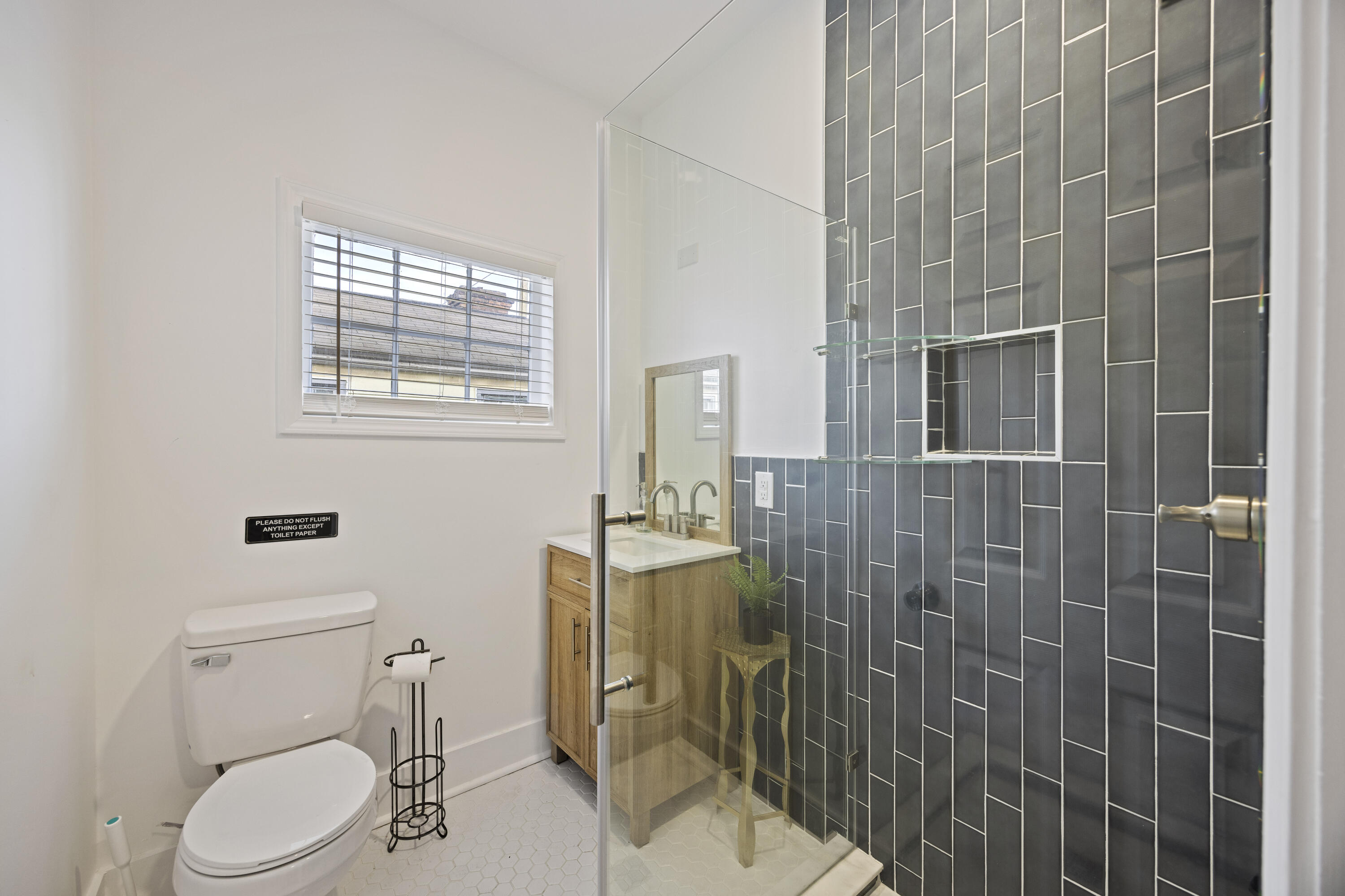 66 Line Street, Unit B Charleston, SC 29403 - Photo 21 of 34 243A0442