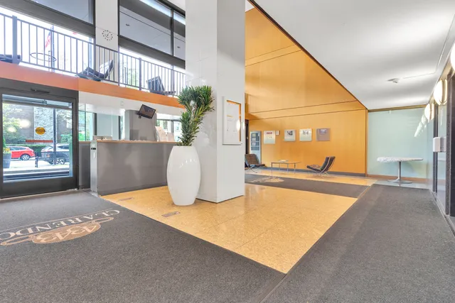 $139,900 | 4343 North Clarendon Avenue, Unit 707, Chicago, IL 60613