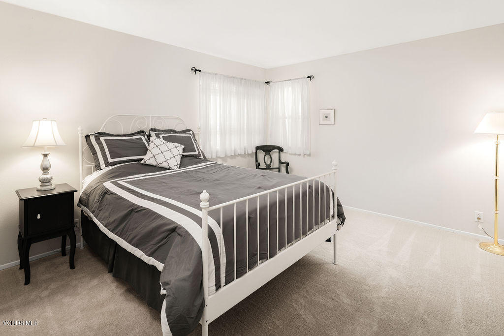 2607 Riata Court Camarillo, CA 93012 - Photo 28 of 54 a bedroom with a bed and a window