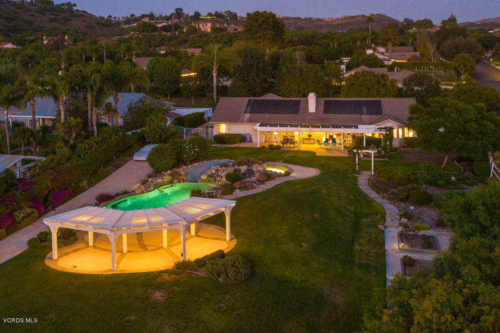 2607 Riata Court Camarillo, CA 93012 - Photo 4 of 54 a view of a swimming pool with a yard