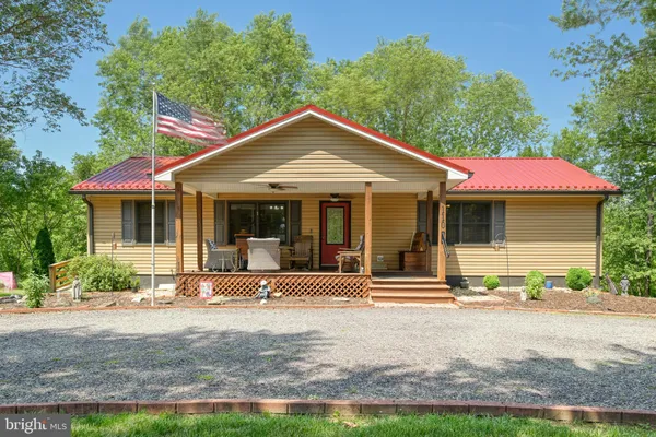 $429,900 | 110 Patrick Henry Drive, Louisa, VA 23093