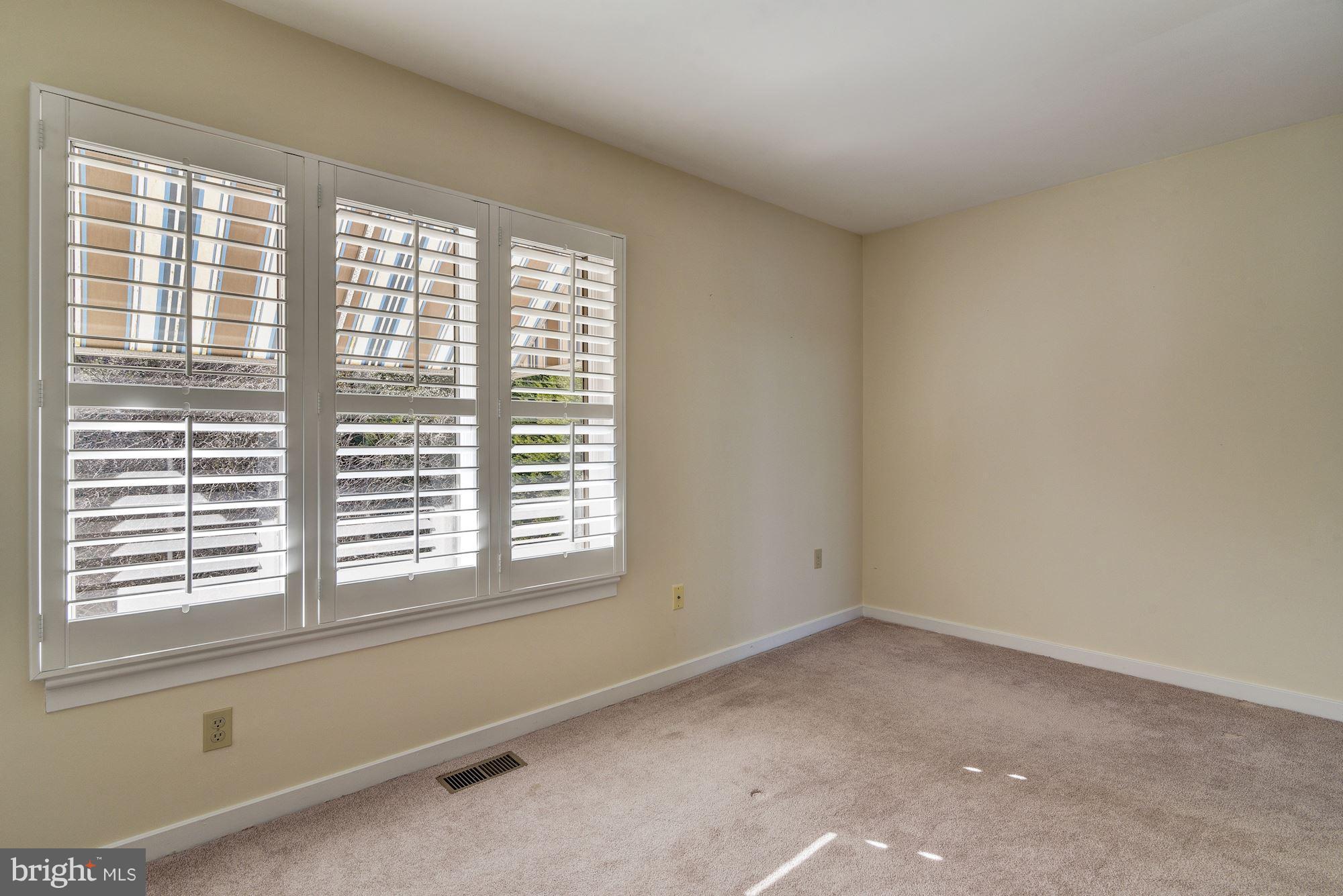 2011 Chesapeake Road Annapolis, MD 21409 - Photo 19 of 26 Bedroom