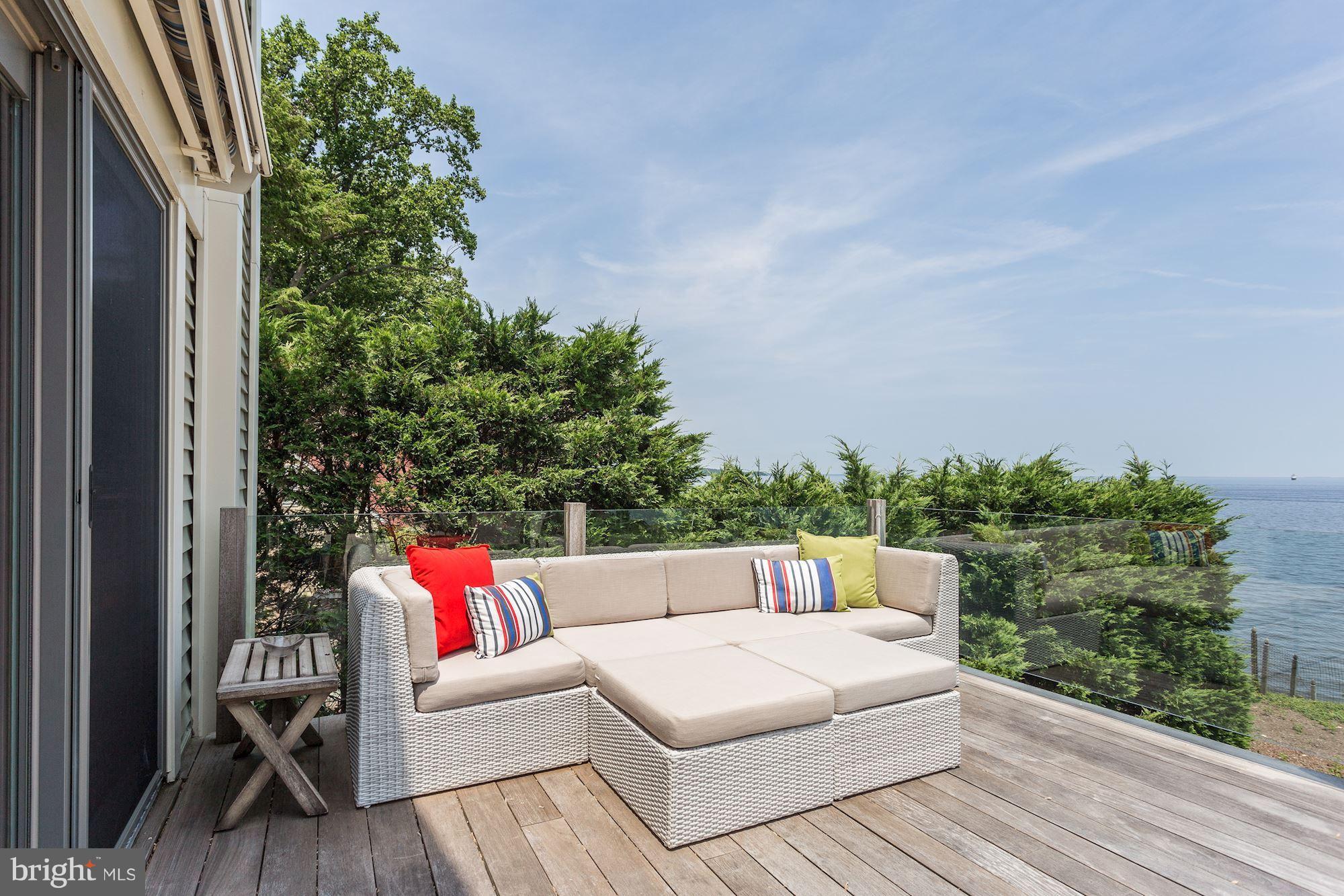 2011 Chesapeake Road Annapolis, MD 21409 - Photo 8 of 26 Private waterfront Deck w/ clearview rail