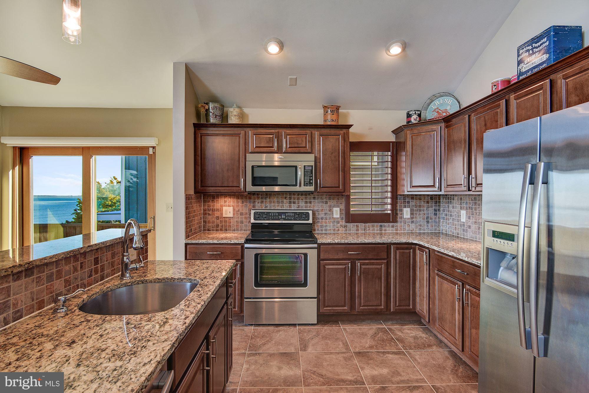 2011 Chesapeake Road Annapolis, MD 21409 - Photo 9 of 26 Kitchen