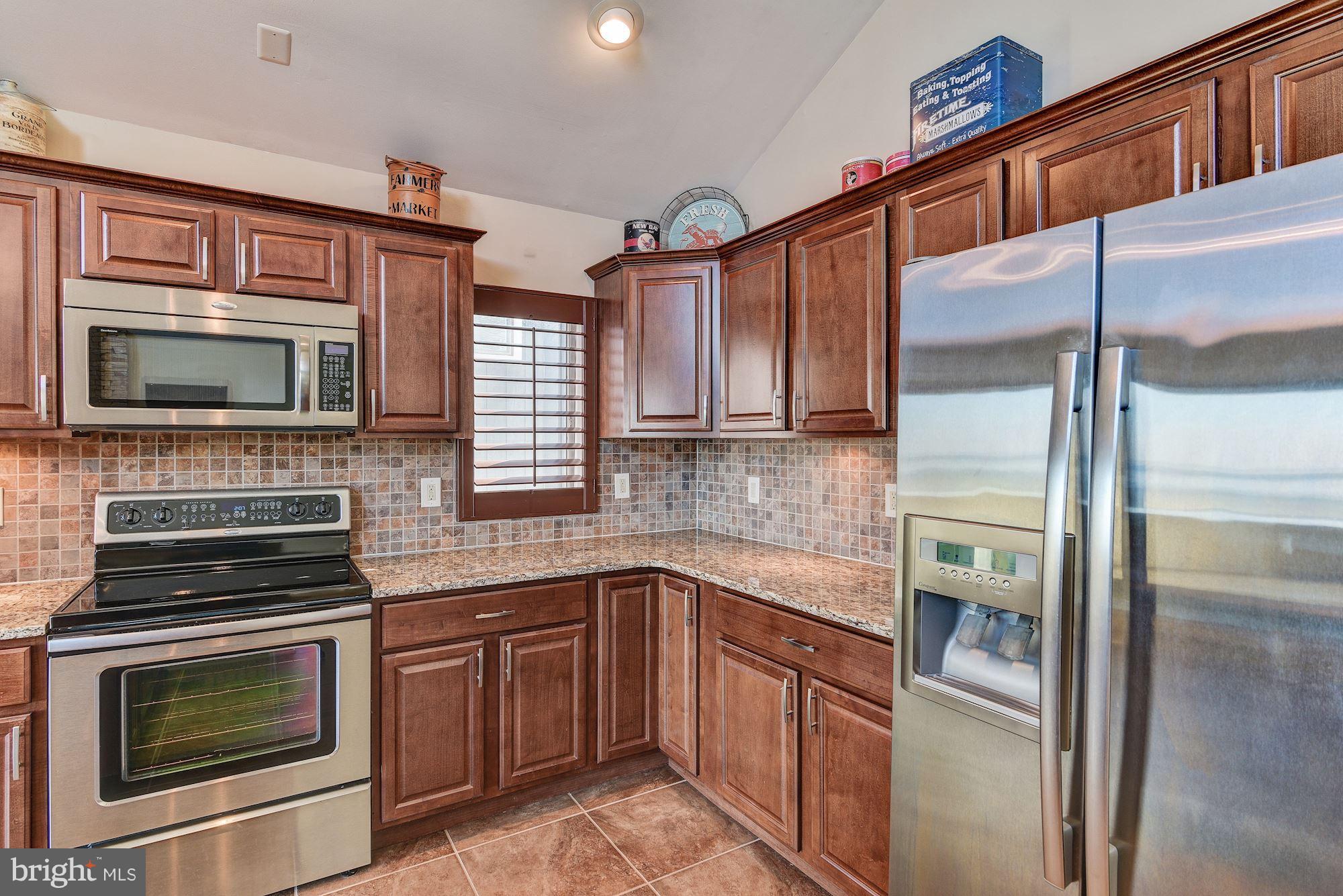 2011 Chesapeake Road Annapolis, MD 21409 - Photo 10 of 26 Kitchen