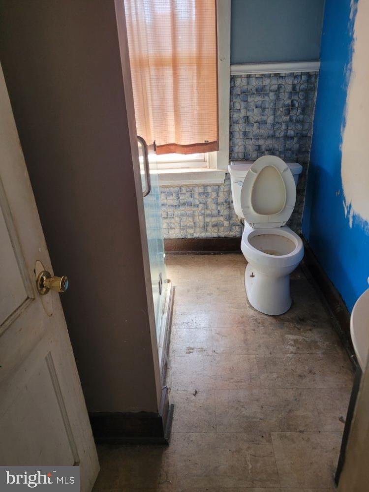 4520 Fernhill Road Philadelphia, PA 19144 - Photo 12 of 21