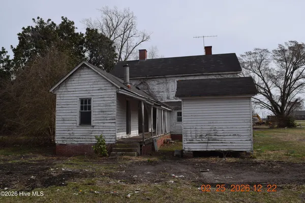 $114,900 | 519 Church Street, Fairfield, NC 27826
