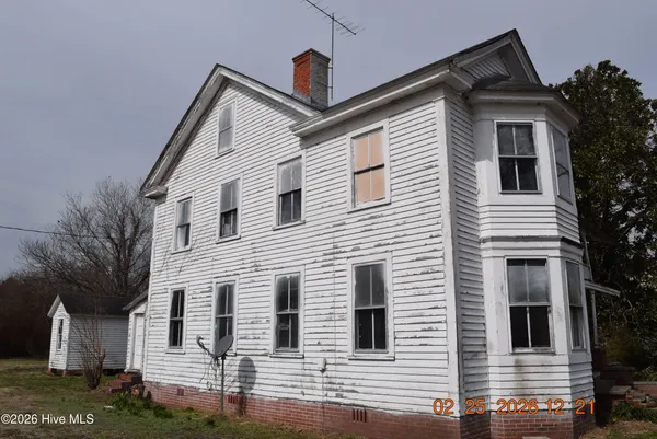 $114,900 | 519 Church Street, Fairfield, NC 27826