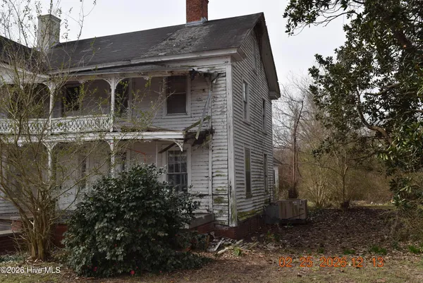 $114,900 | 519 Church Street, Fairfield, NC 27826