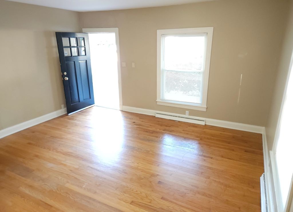 1023 North Spring Street, Unit A Murfreesboro, TN 37130 - Photo 2 of 11