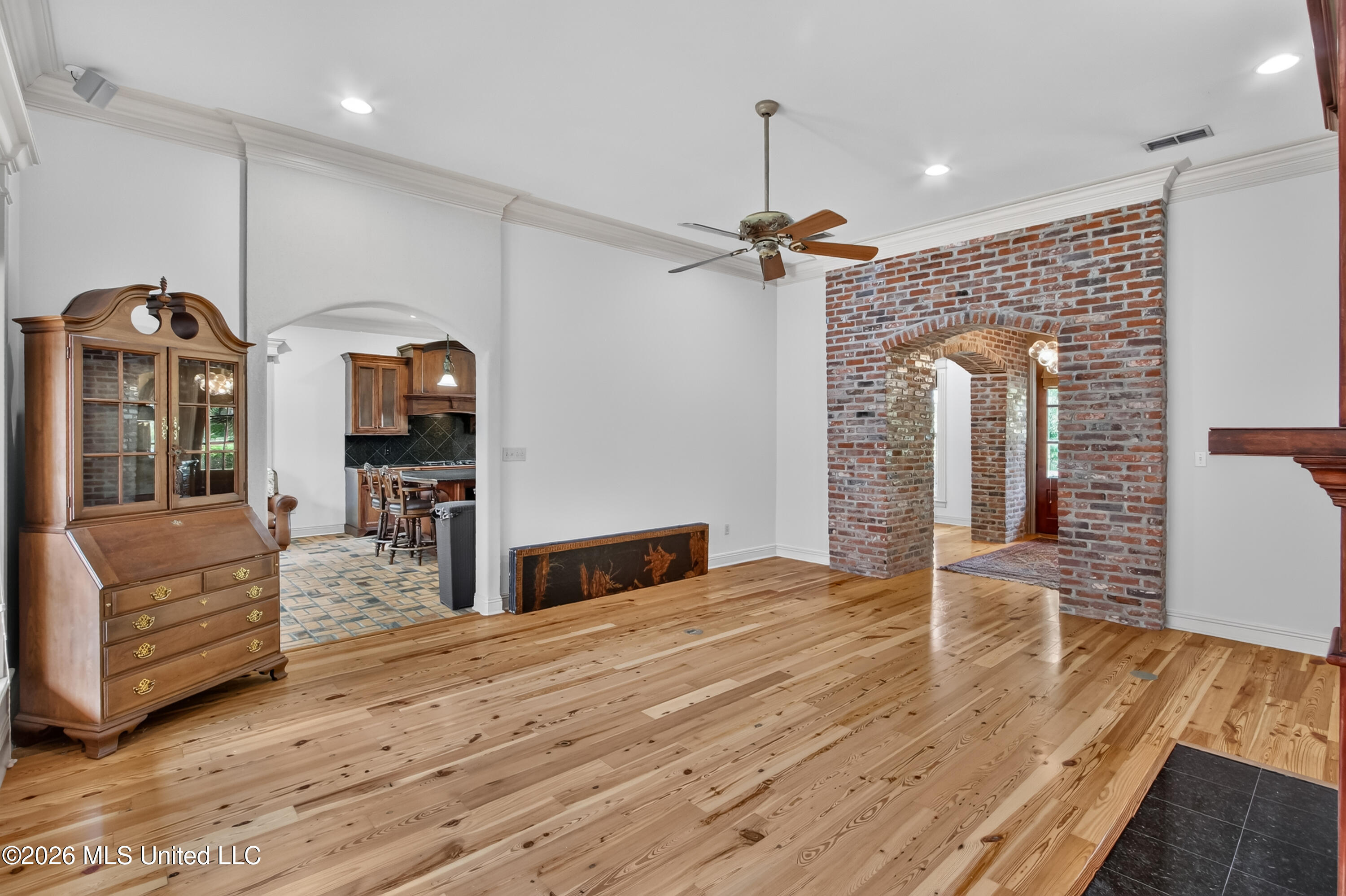 1009 Mill Road Gulfport, MS 39507 - Photo 11 of 74 22-018