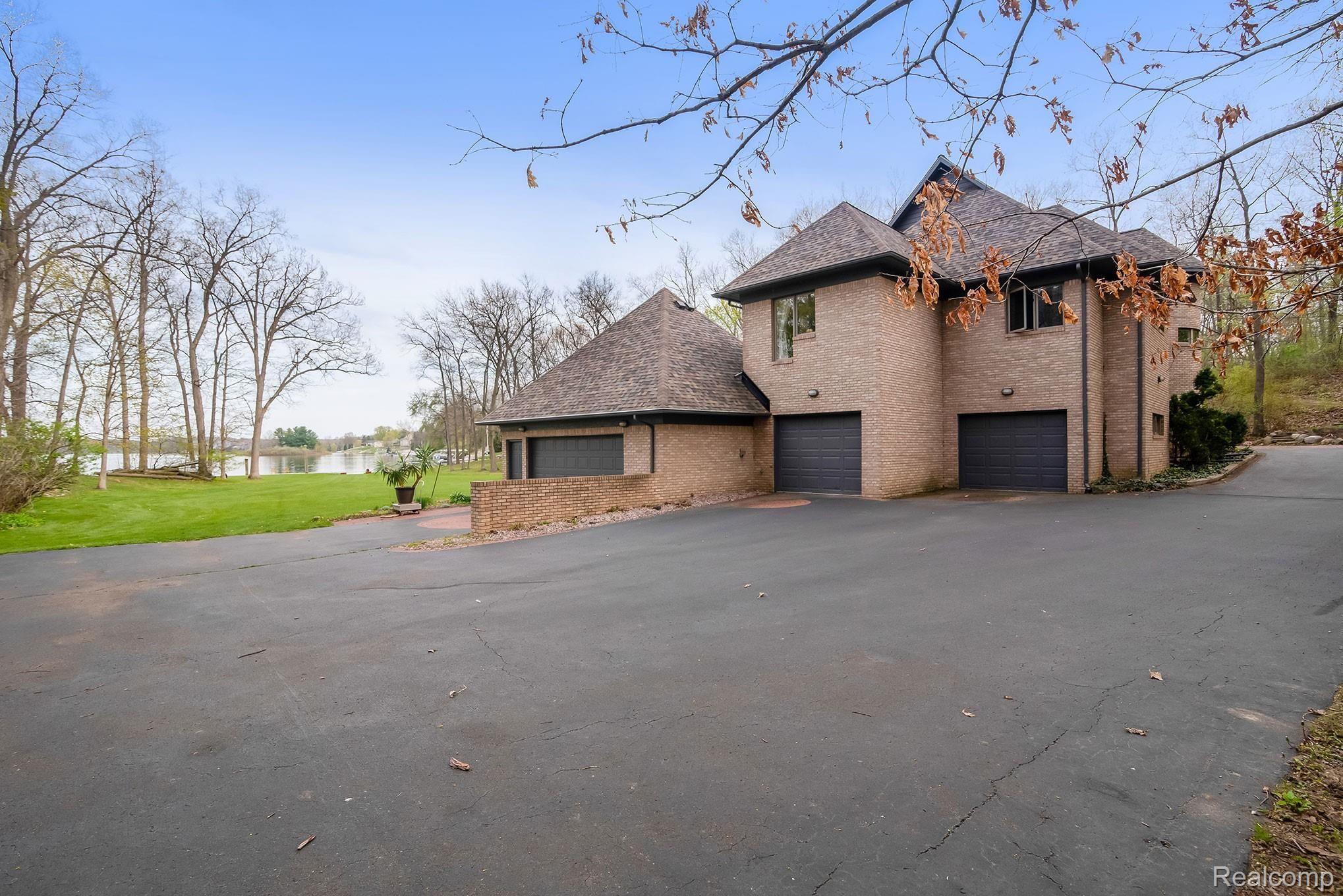9087 Ridge Road Goodrich, MI 48438 - Photo 35 of 38 end1.jpg