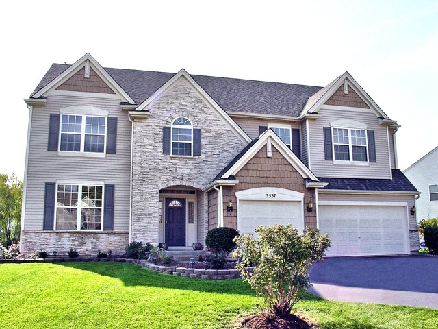 3537 High Ridge Road Carpentersville, IL 60110 - Photo 1 of 21