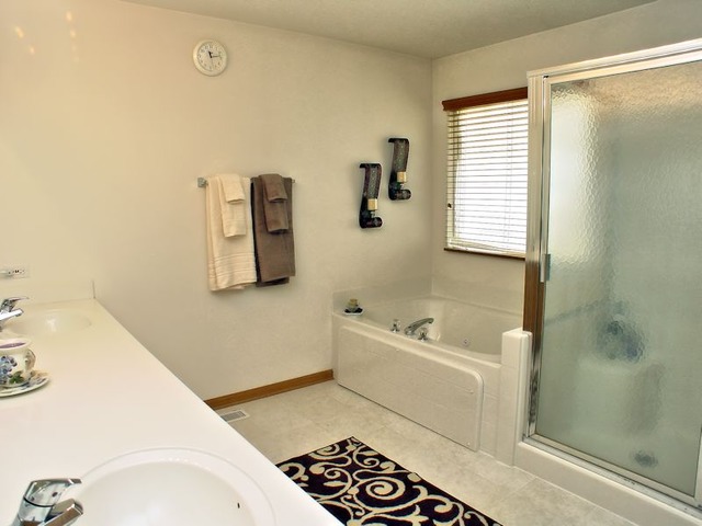 3537 High Ridge Road Carpentersville, IL 60110 - Photo 13 of 21