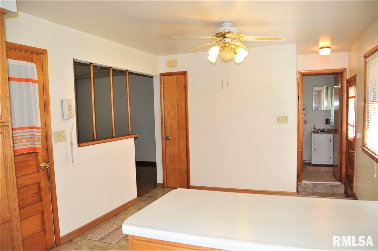 1924 North 24th Street Springfield, IL 62702 - Photo 8 of 26