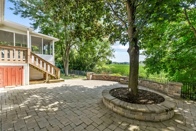 $4,000 | 775 Harmon Boulevard, Hoffman Estates, IL 60169