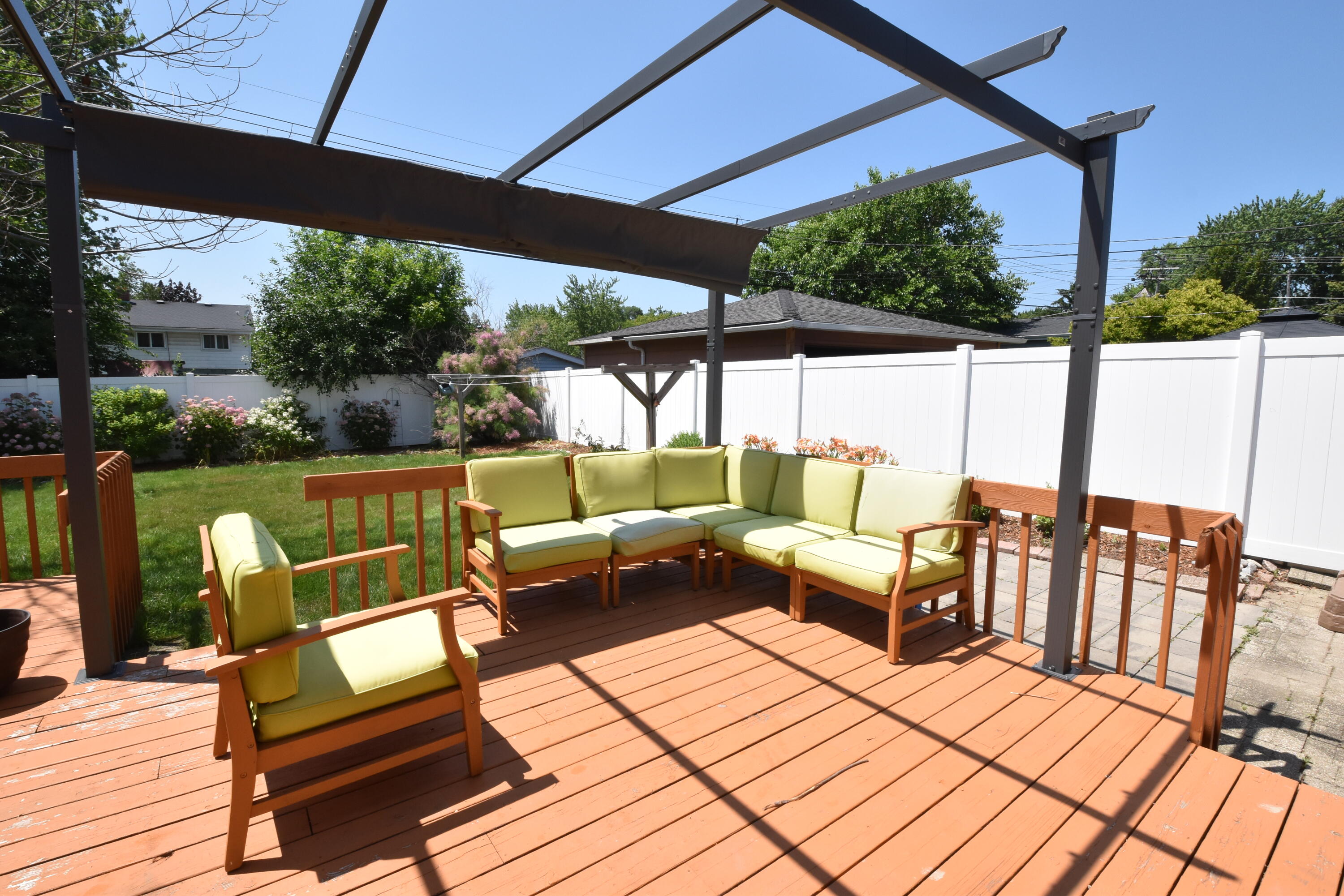 48 Virginia Street Racine, WI 53405 - Photo 35 of 47 Deck