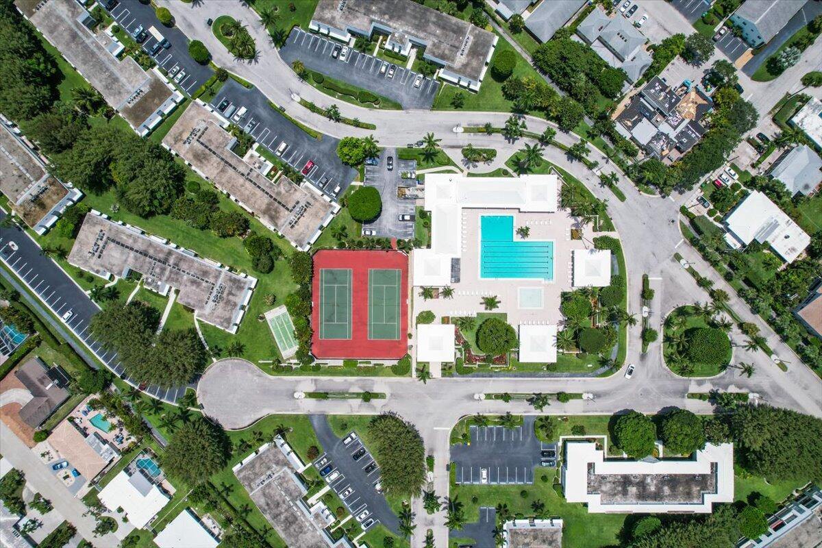 1252 Sugar Sands Boulevard, Unit 132 Riviera Beach, FL 33404 - Photo 33 of 40 an aerial view of multiple house