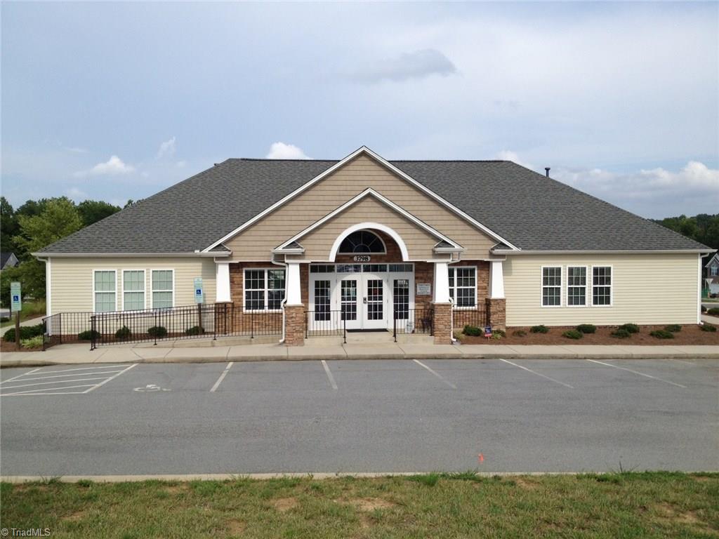 3520 Pebblestone Lane High Point, NC 27265 - Photo 14 of 20 Gallery Image 14
