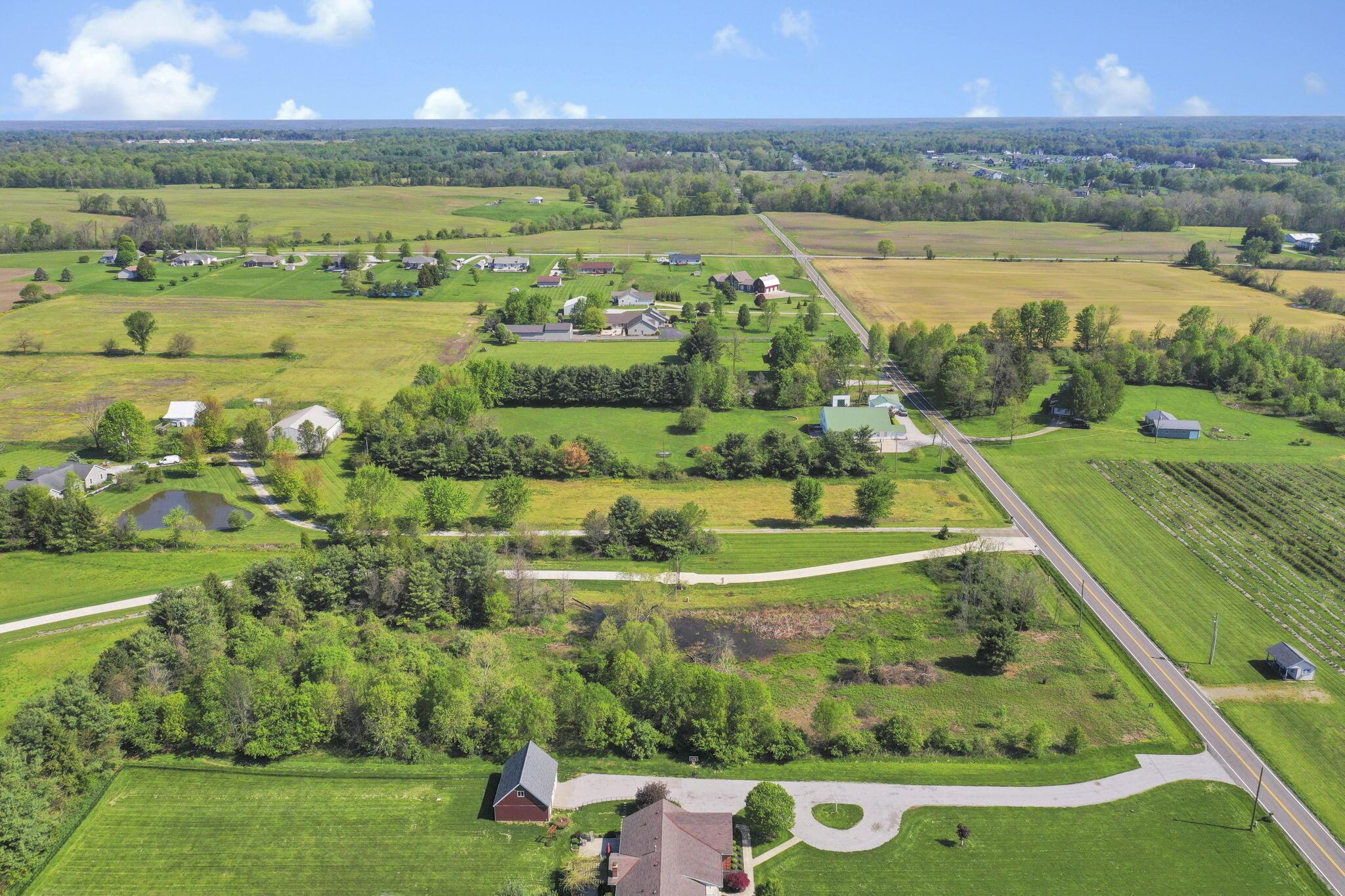 5764 Gale Road Southwest Pataskala, OH 43062 - Photo 14 of 15 23-web-or-mls-DJI_0211