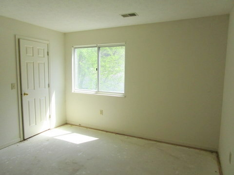 370 Timber Ridge Drive, Unit 7 Newport, KY 41071 - Photo 6 of 12 Gallery Image 6