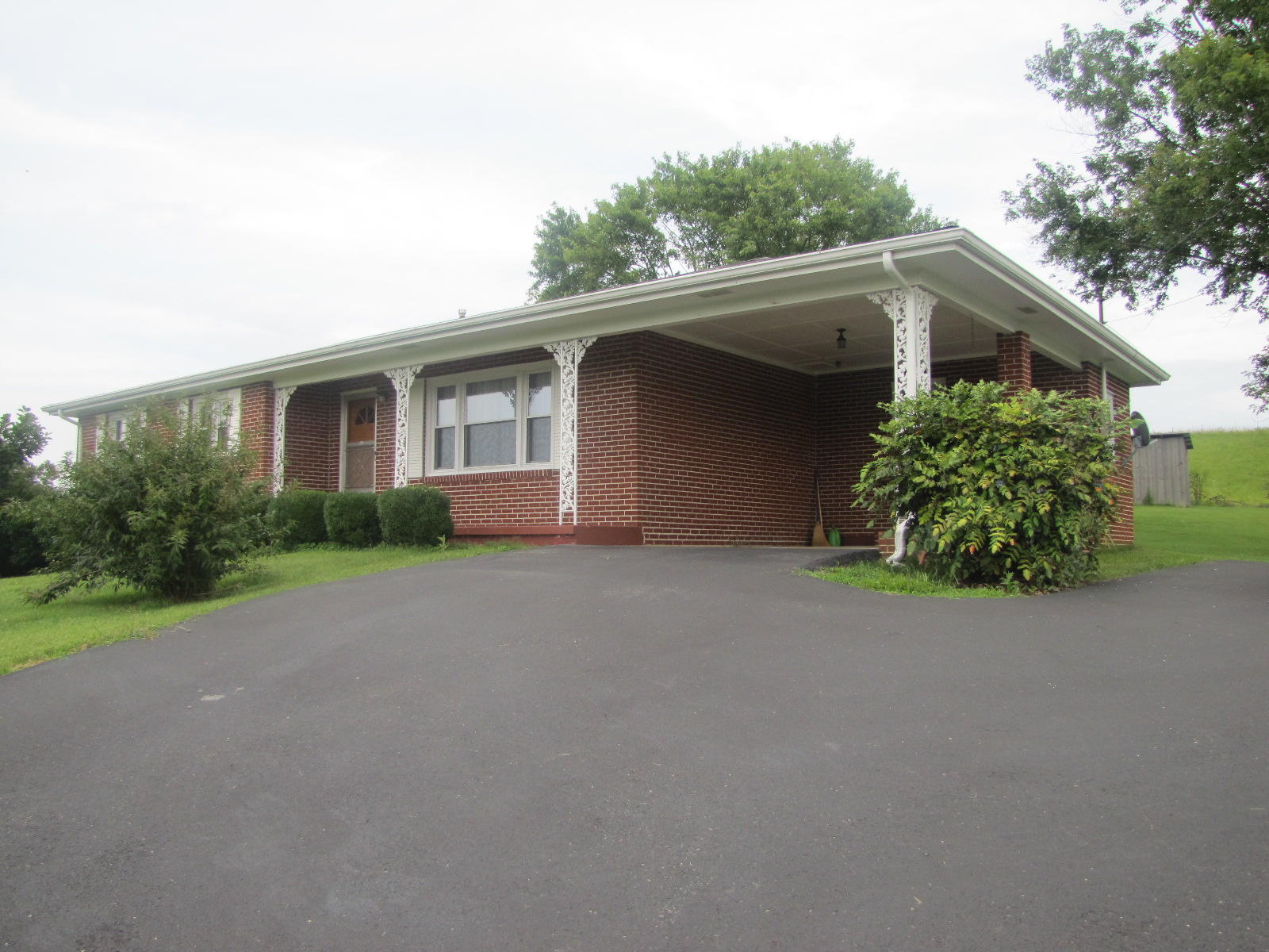 5100 Davis Ferry Road Loudon, TN 37774 - Photo 1 of 34 IMG_5644