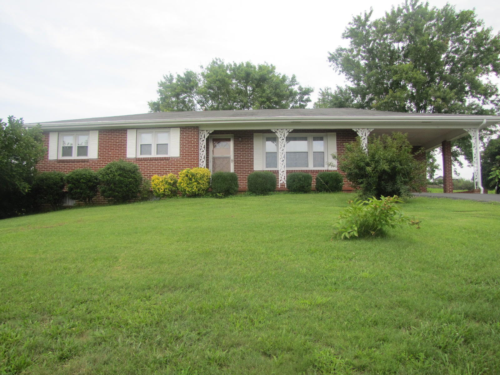 5100 Davis Ferry Road Loudon, TN 37774 - Photo 3 of 34 IMG_5645