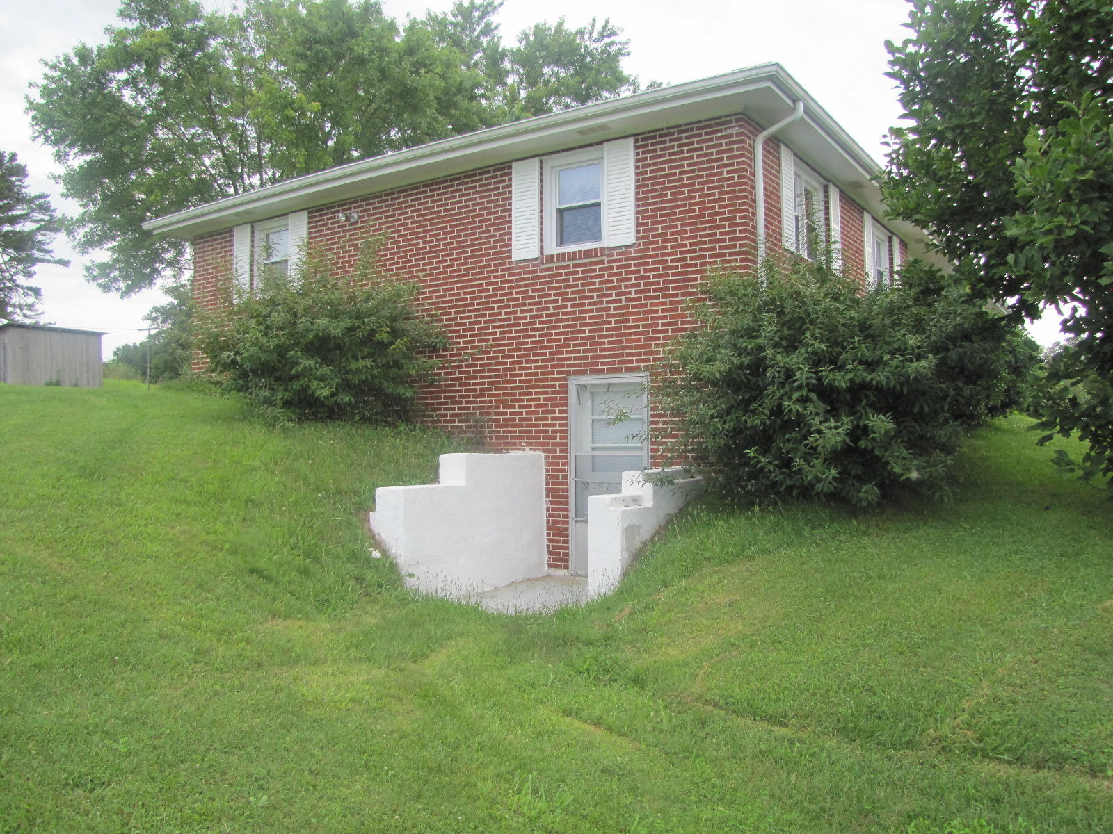 5100 Davis Ferry Road Loudon, TN 37774 - Photo 5 of 34 IMG_5647