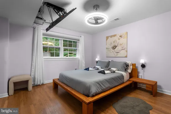 $1,215,000 | 3706 Quaint Acres Circle, Falls Church, VA 22041