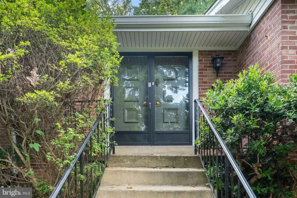 $1,215,000 | 3706 Quaint Acres Circle, Falls Church, VA 22041