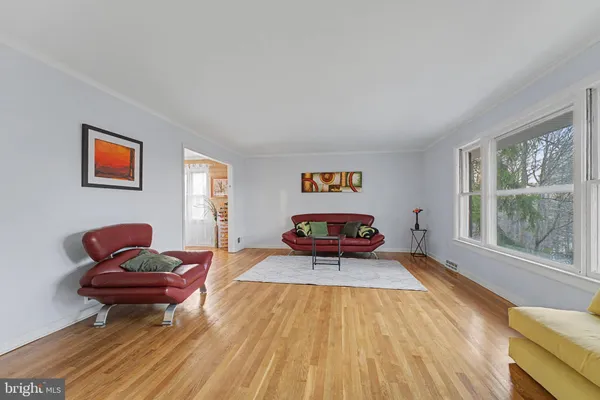$1,215,000 | 3706 Quaint Acres Circle, Falls Church, VA 22041
