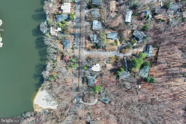 $1,215,000 | 3706 Quaint Acres Circle, Falls Church, VA 22041