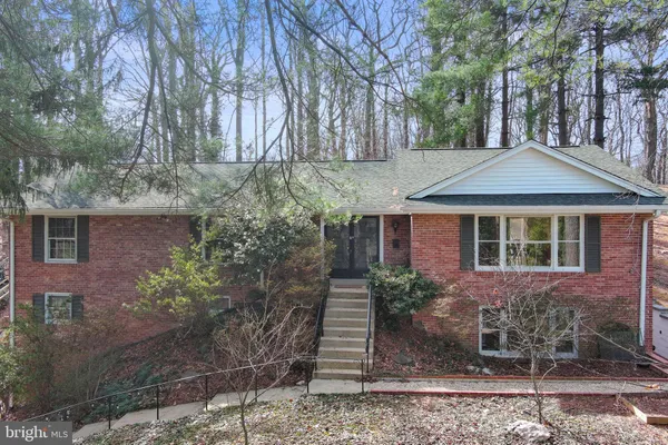 $1,215,000 | 3706 Quaint Acres Circle, Falls Church, VA 22041