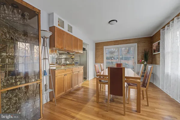 $1,215,000 | 3706 Quaint Acres Circle, Falls Church, VA 22041