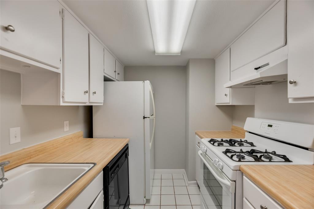 15914 Stillwood Street, Unit 1079 Dallas, TX 75248 - Photo 7 of 15