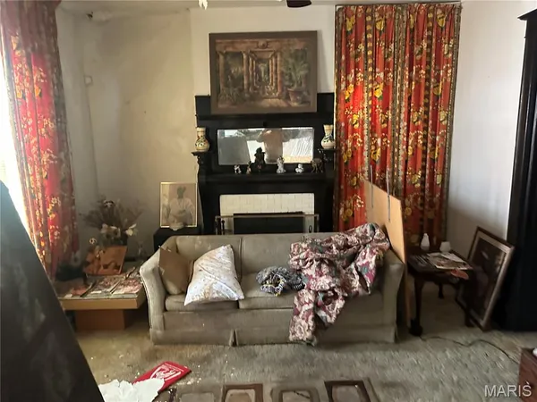 $29,900 | 5226 Theodosia Avenue, St. Louis, MO 63113