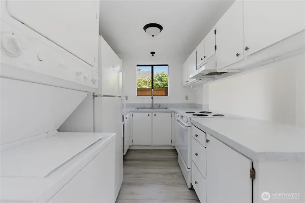 $989,750 | 2810 D Place Southeast, Auburn, WA 98002