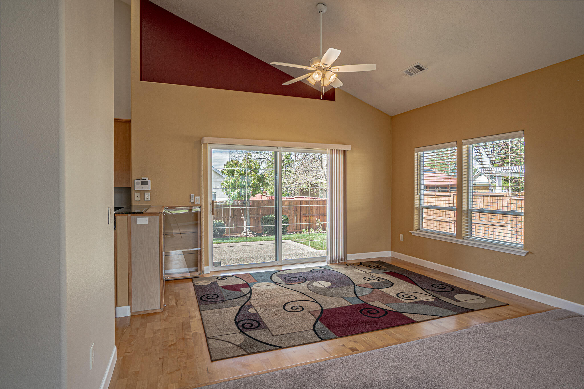 160 Keystone Way Eagle Point, OR 97524 - Photo 10 of 39