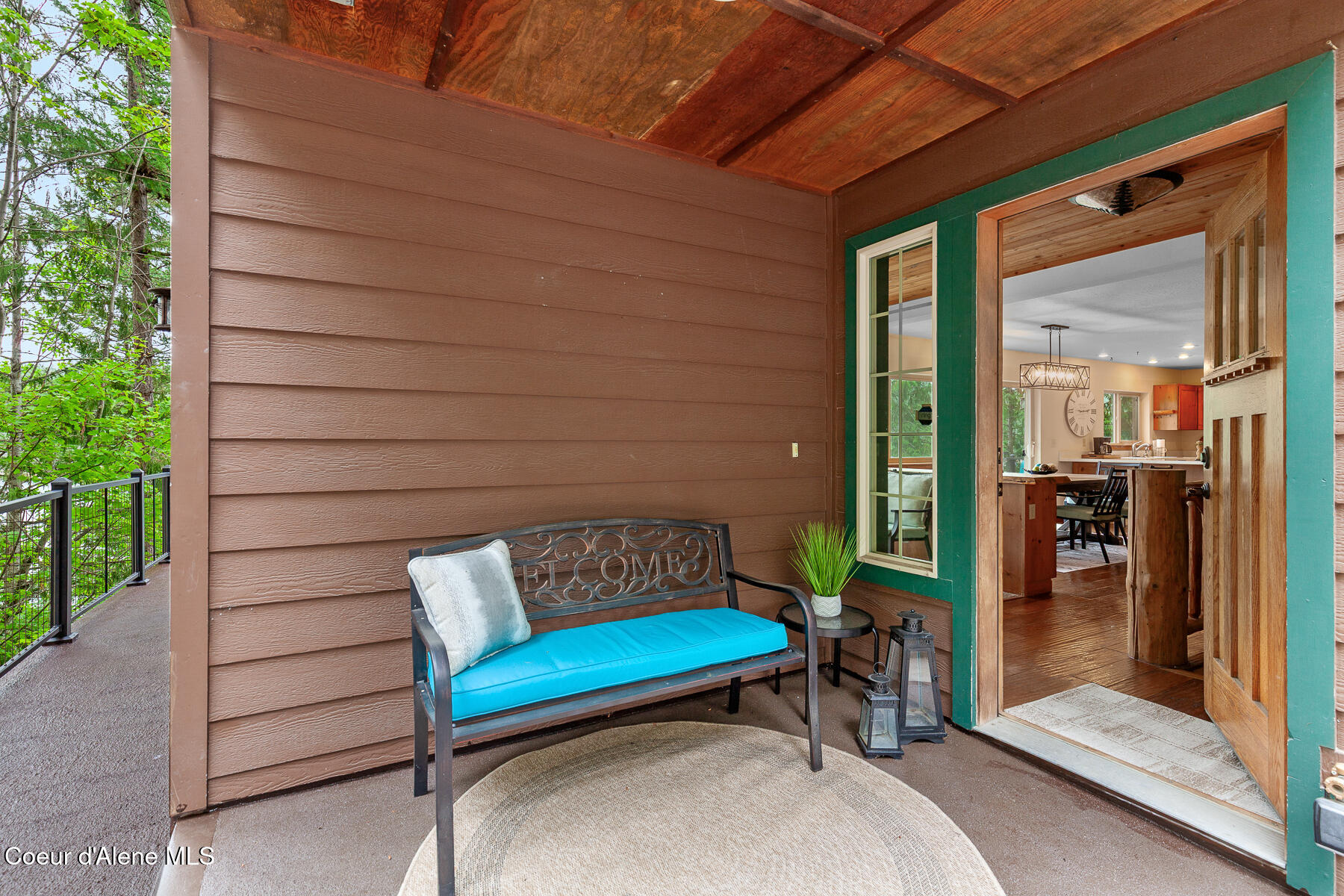 8247 West Shorecrest Road Coeur D'Alene, ID 83814 - Photo 2 of 54 FRONT PORCH