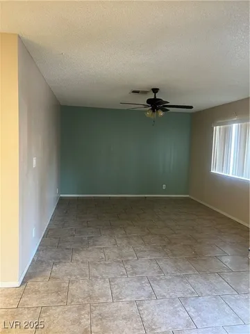 $1,450 | 3601 Folage Drive, Unit 1, Las Vegas, NV 89110